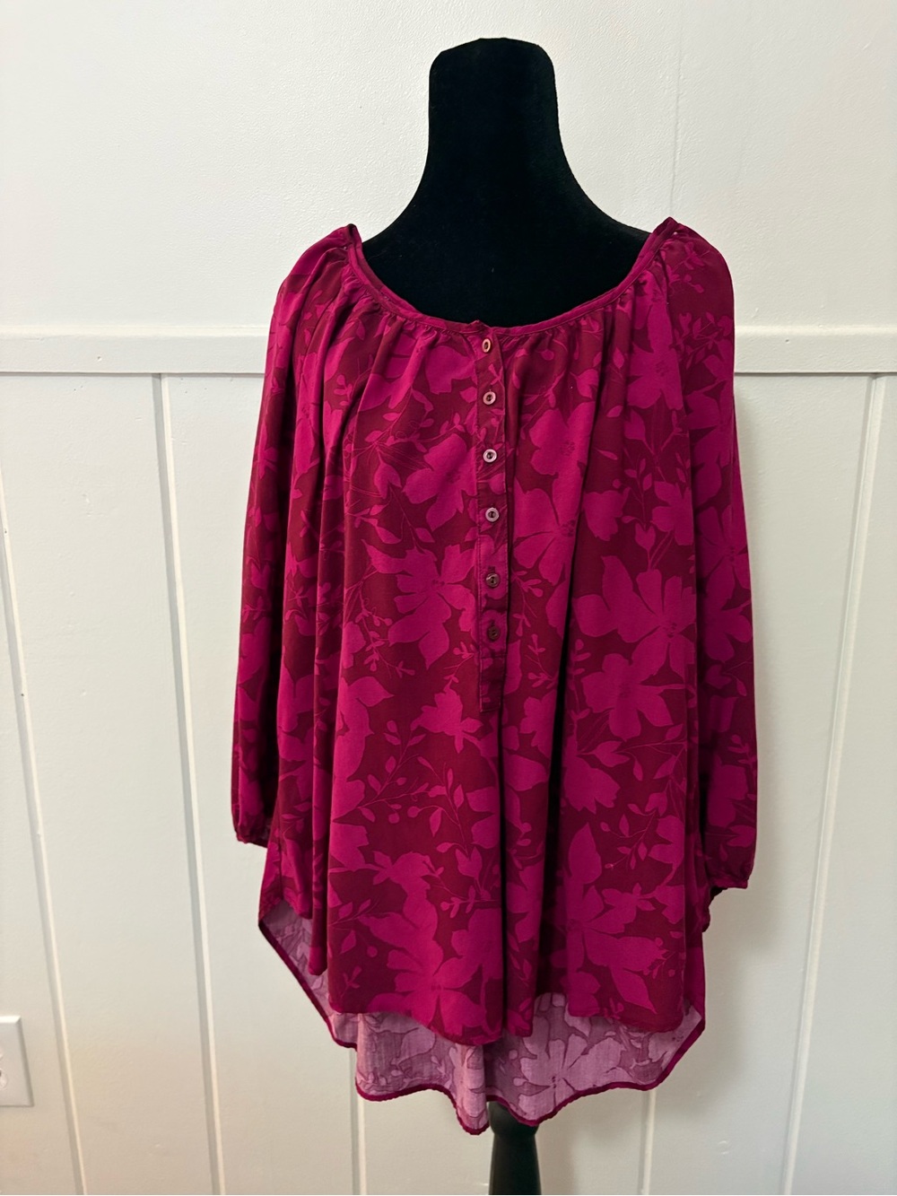 St. John's Bay Deep Magenta Floral Button-Up Peasant Blouse 3/4 sleeve
